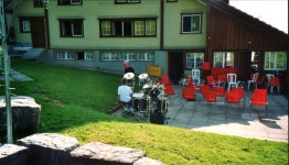 15.jpg