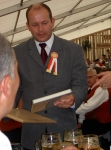 103.jpg